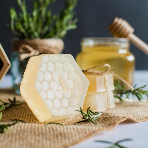 Sabó de glicerina amb mel de lavanda 60g | Elaborat per les Germanes Clarisses de Balaguer | Alemany.com