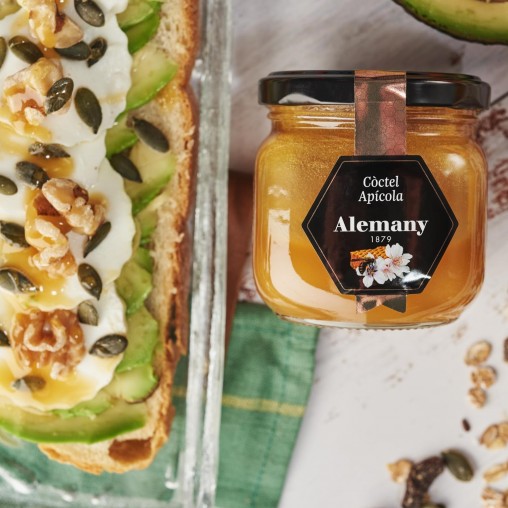 Miel con polen, jalea real y propóleo Alemany para combinar con tostada, aguacate y queso fresco